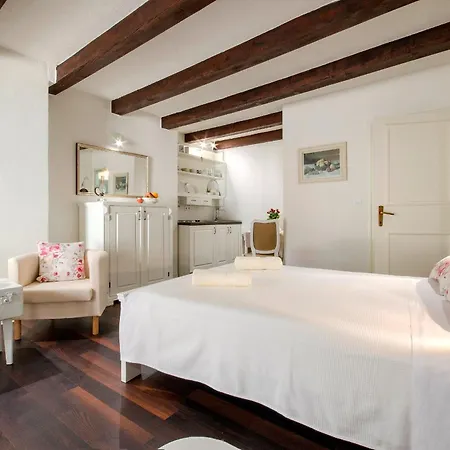 Διαμέρισμα Cozy