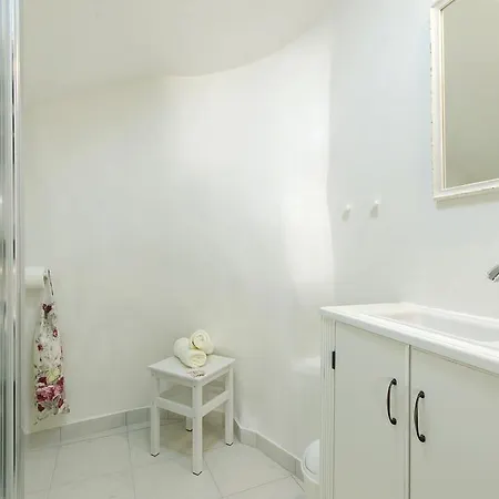 Апартаменты Cozy Ровинь